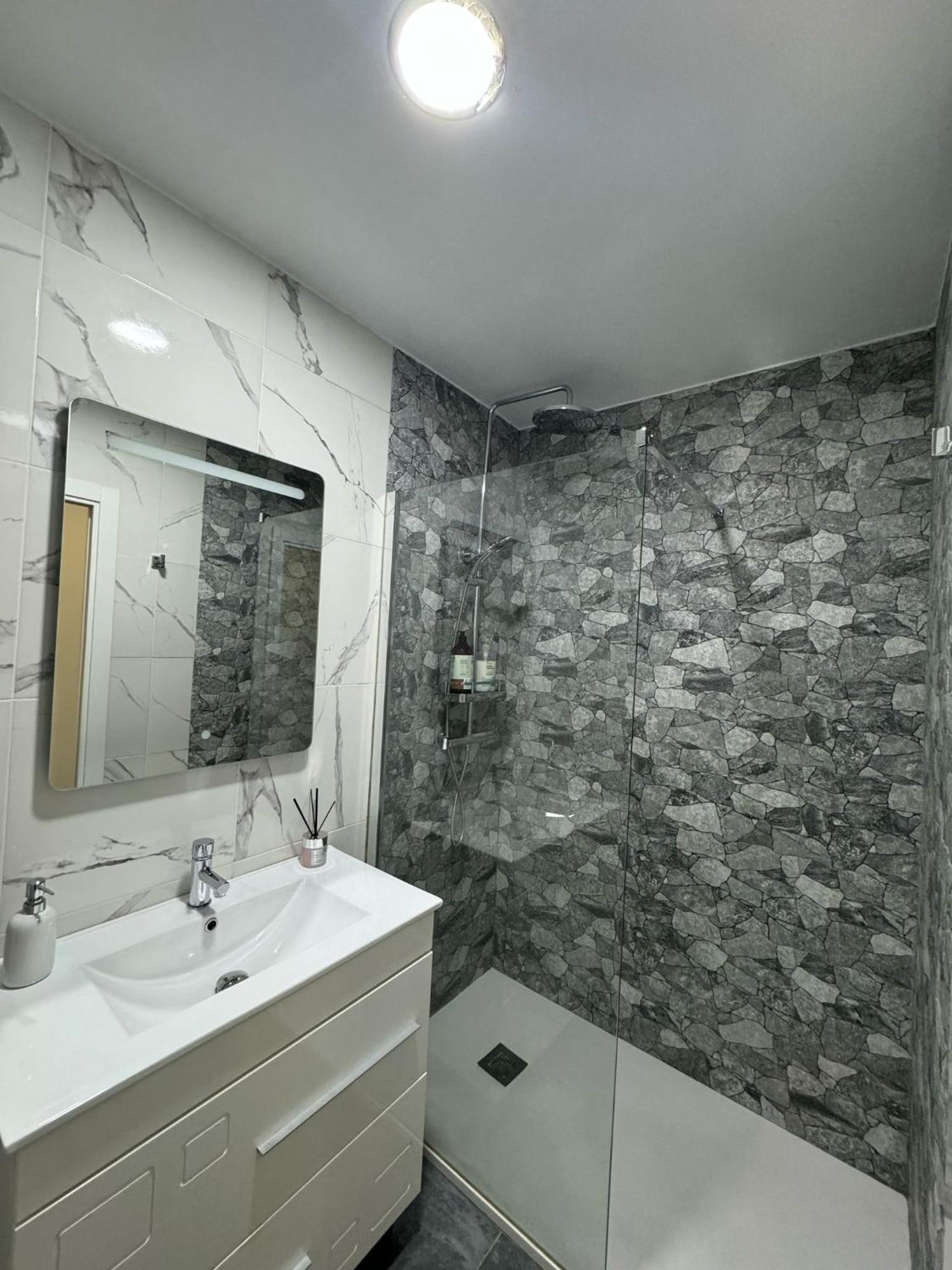 Piso Nuevo A 10 Minutos De San Sebastian Apartment Lasarte Oria Exterior foto